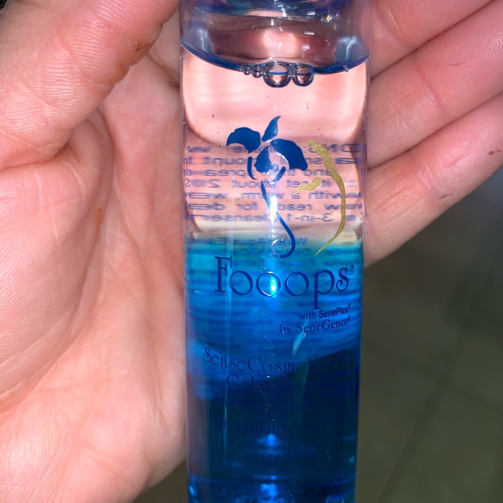 Makeup remover